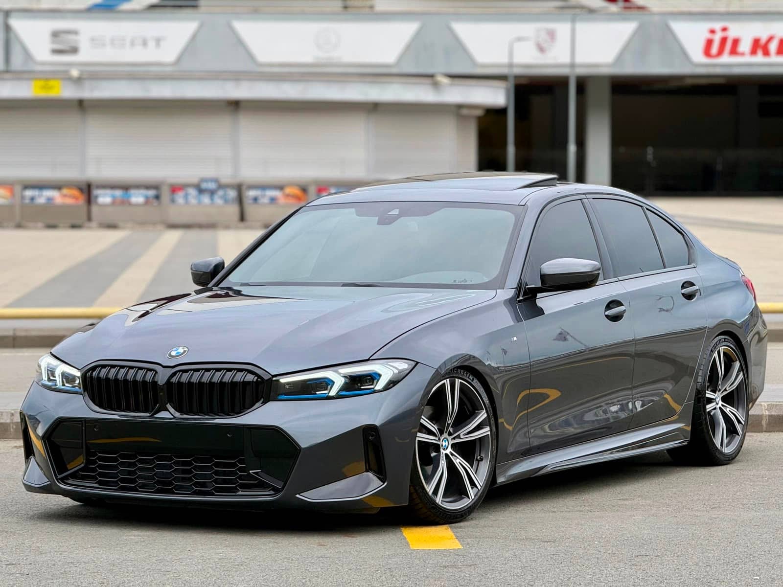 BMW 320i First Edition M Sport