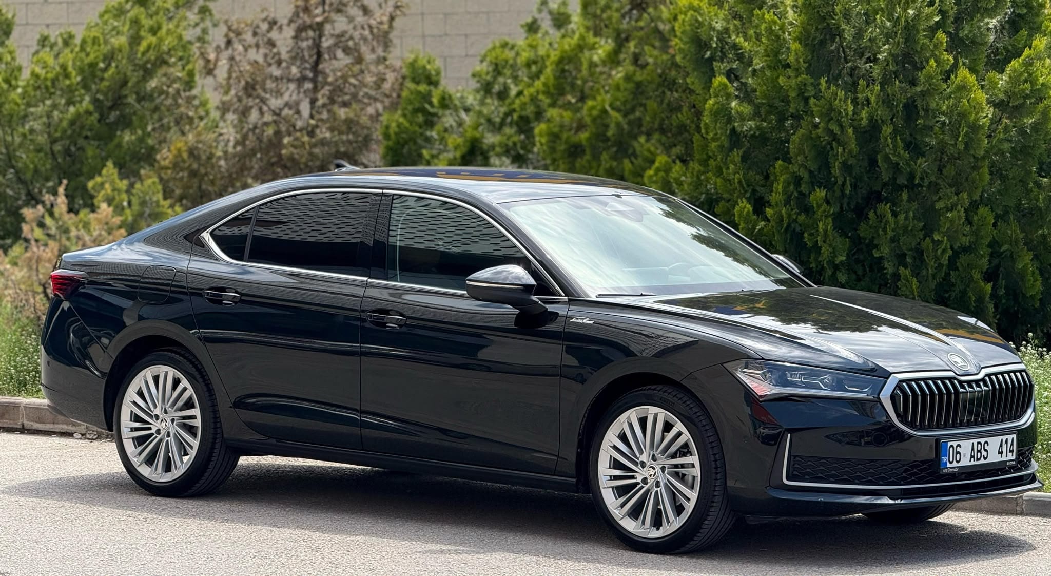 SKODA SUPERB 2025 SUPERB L&K VIP