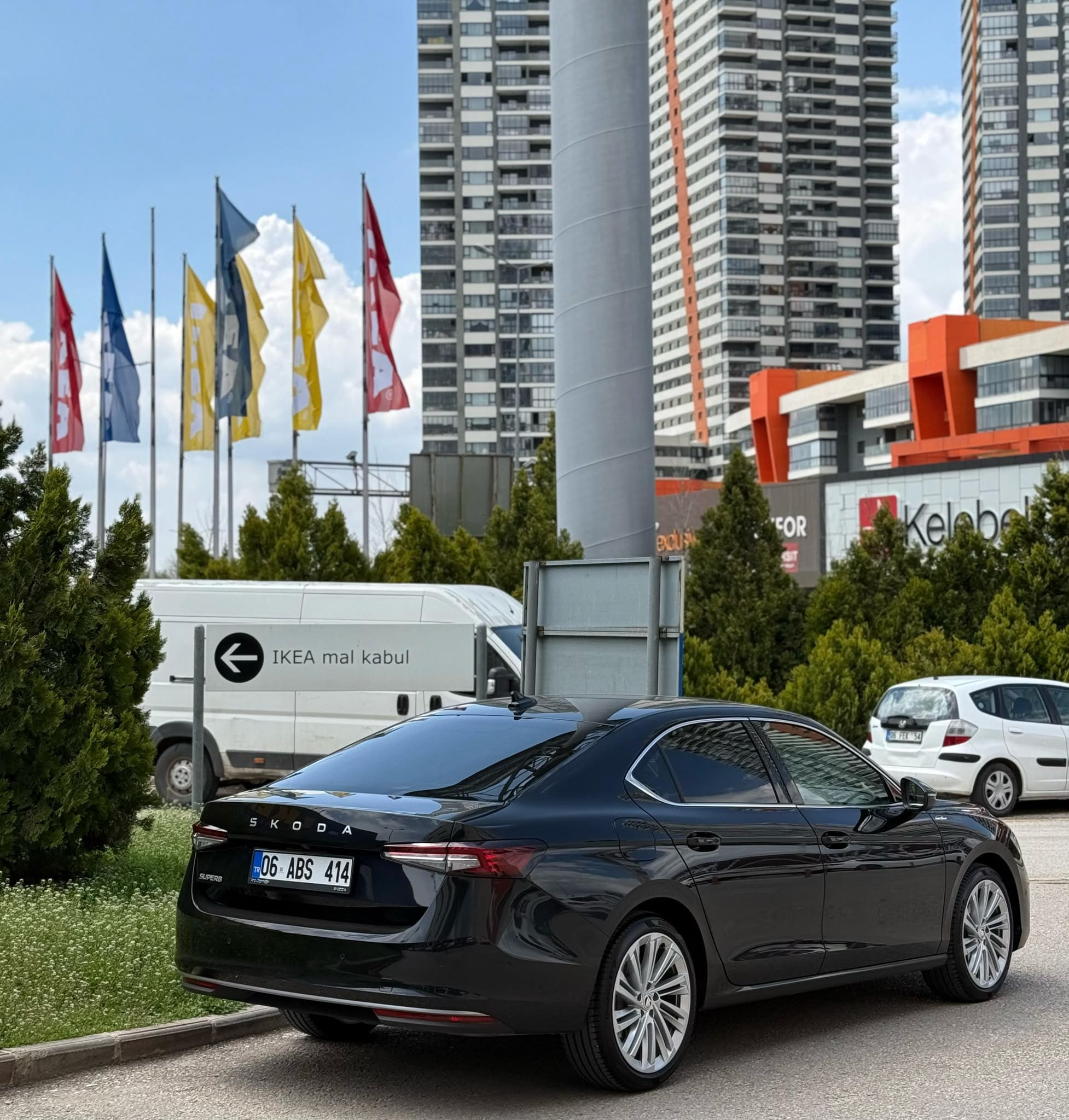 SKODA SUPERB 2025 SUPERB L&K VIP