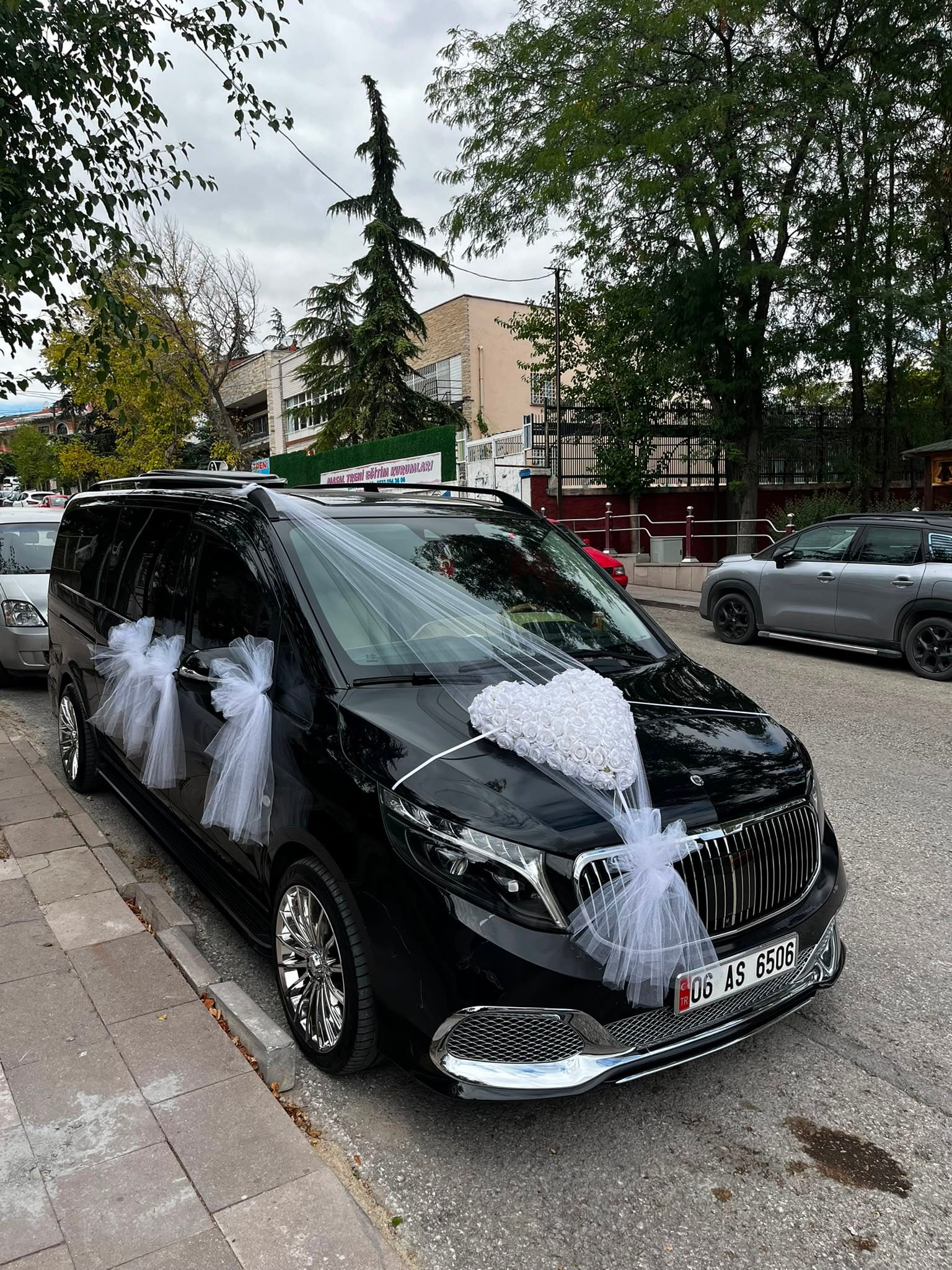MERCEDES-BENZ VIP MAYBACH MERCEDES BENZ MAYBACH VIP
