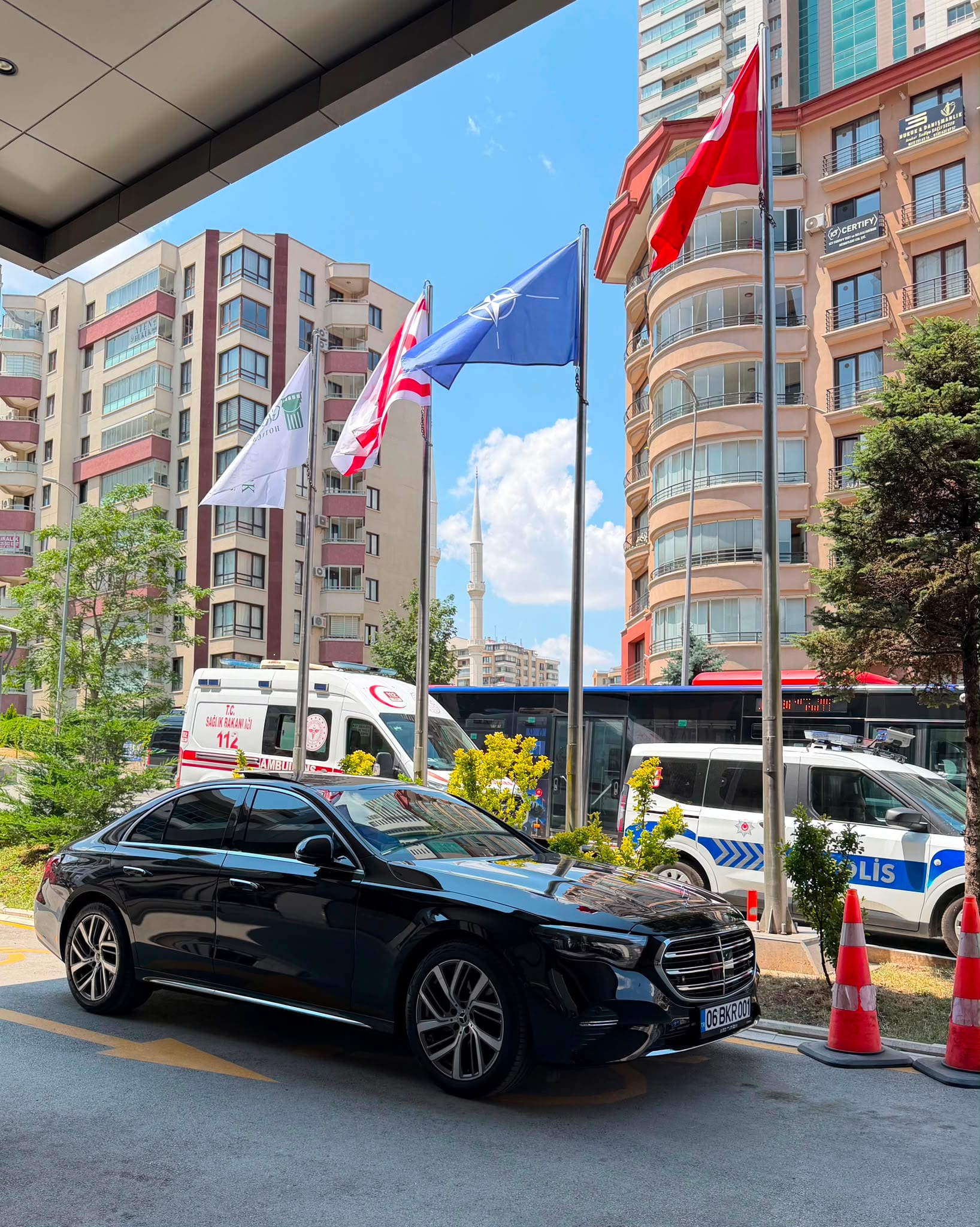 MERCEDES-BENZ E220 D E 220 D VIP